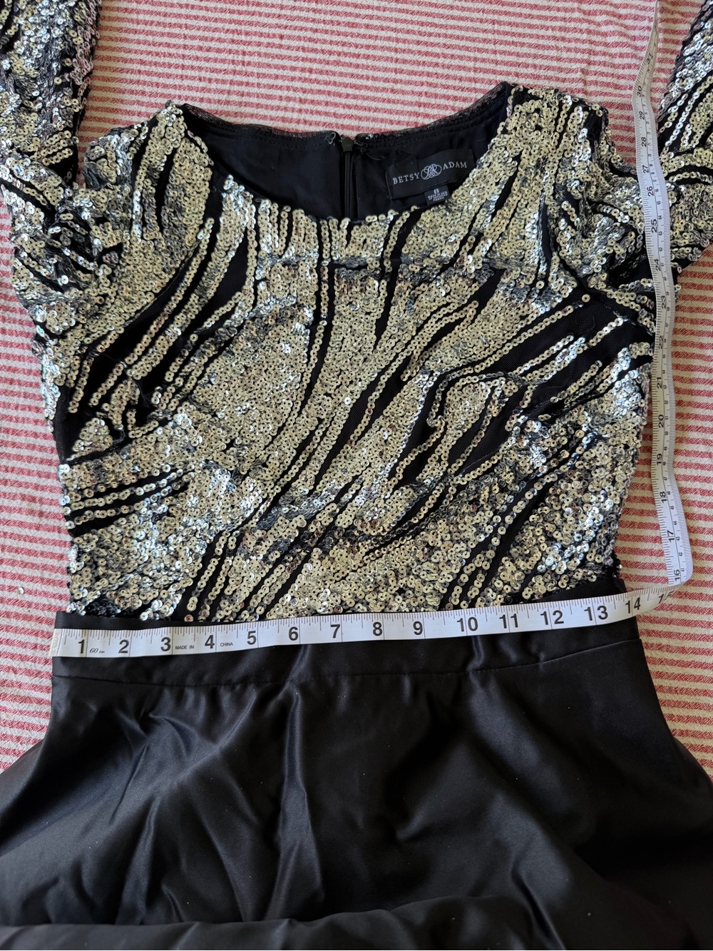 Betsy & Adam Sequin Long Sleeve A Line Ball Gown 8 Black Silver Formal Dress - Picture 8 of 11